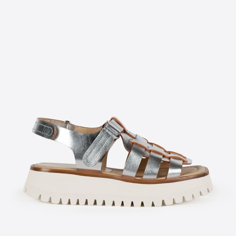 LABUCQ Boomer Sport Sandals